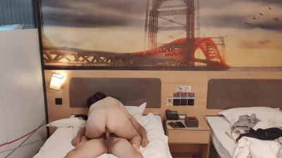 【原创】跨年夜和人妻战斗到 2026